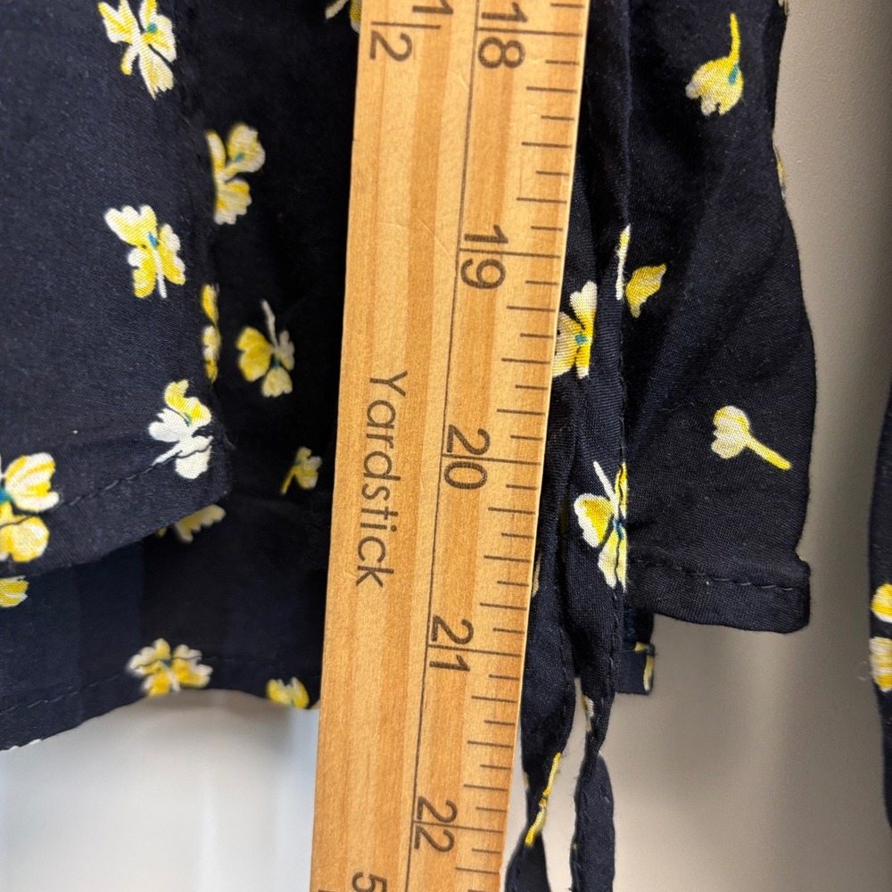 H&M Cottage Floral Wrap Around Top Size 6 Coquette Peasant Boho Summer Farm Girl - Picture 5 of 9
